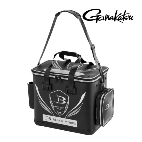 画像1: 50%OFF (特価 セール) がまかつ トーナメントバッカン 45cm (BLACK WORKS) GM2607フィッシング バッグ 道具入れ 磯釣り 鮎 船 ルアー
